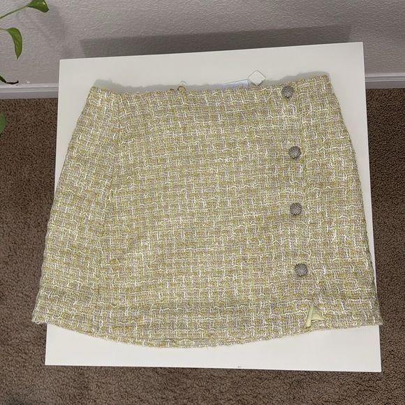 House of Harlow 1960 Yellow Tweed Skirt & Crop Top Set Size L NWT - Picture 3 of 9